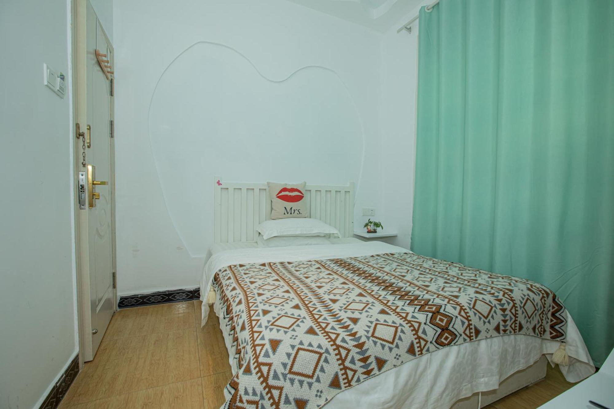 Lumingju Homestay Zhangjiajie Bagian luar foto